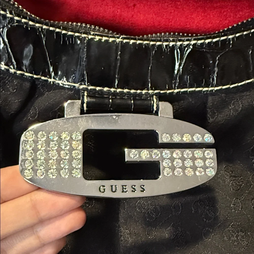 Vintage/early 2000s (Y2K-era) Guess shoulder bag Well Loved / For Repair / AS IS - Picture 2 of 8